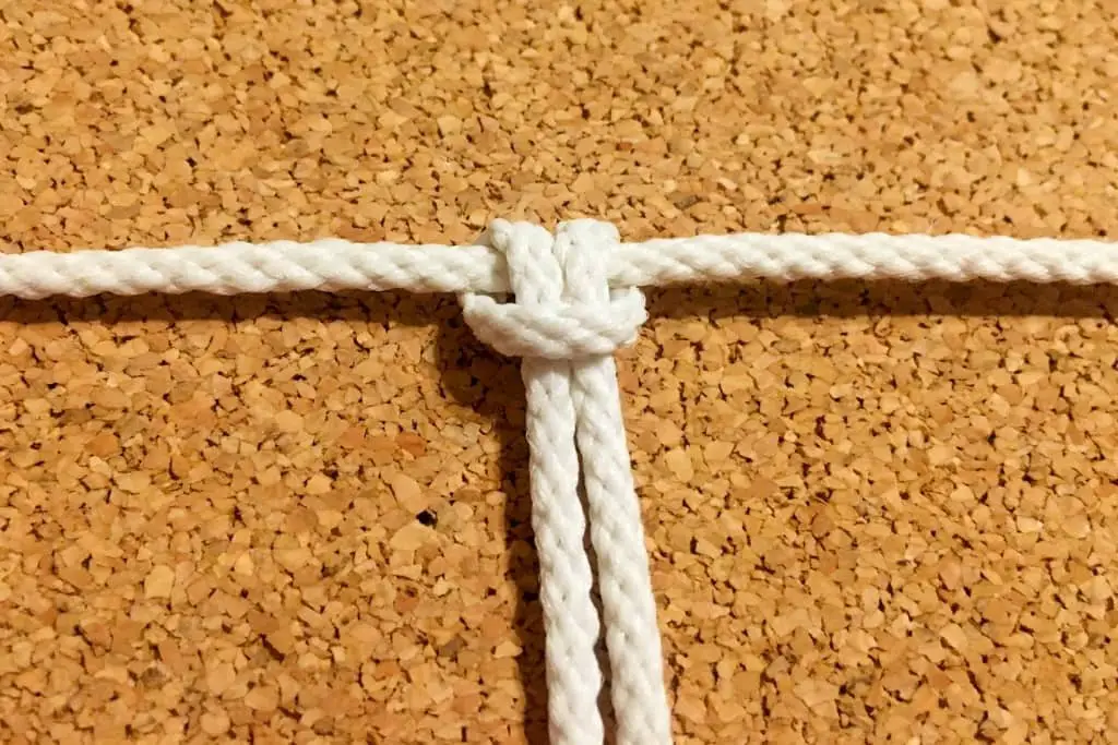 How to Macramé Tying the Basic Macramé Knots The Leafy Little Home